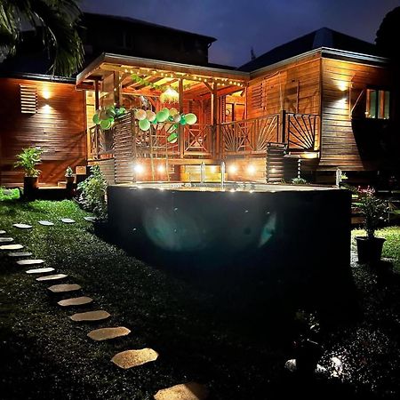 La Kaz A Pepes, Charmant Logement Avec Piscine Lamentin Exterior foto